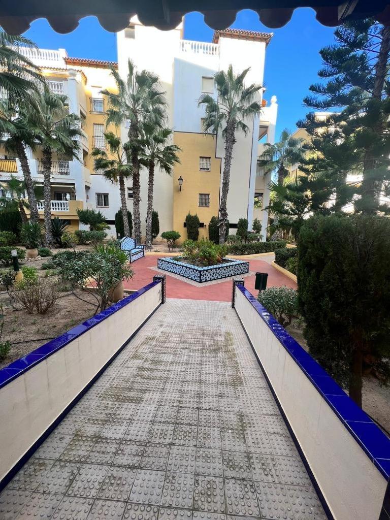 Apartamento Aldea Del Mar Torrevieja Buitenkant foto