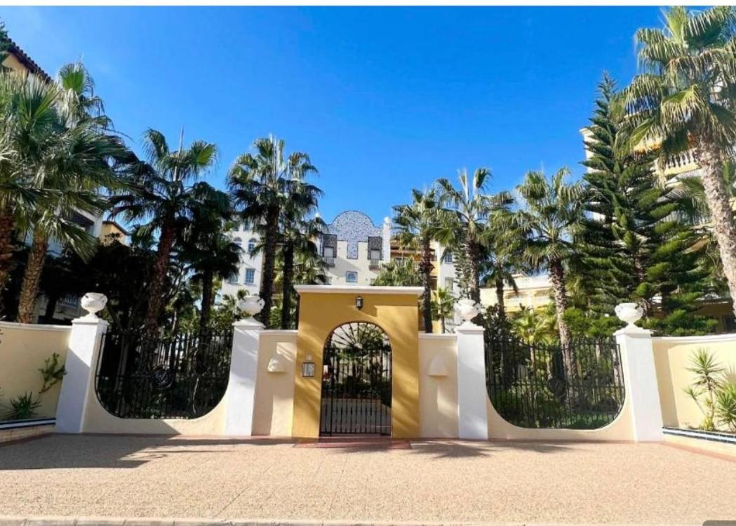Apartamento Aldea Del Mar Torrevieja Buitenkant foto